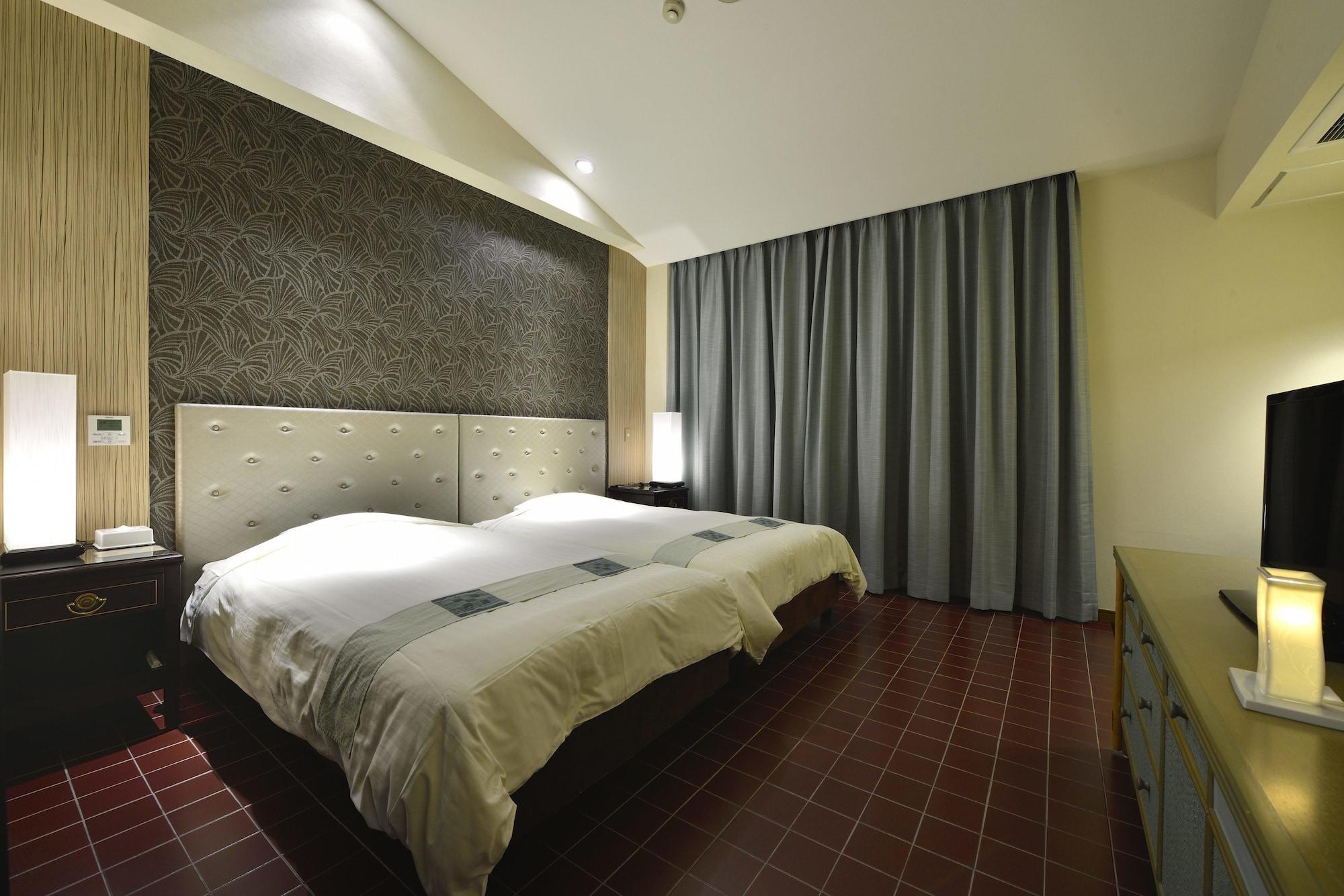 Exes Ishigaki Hotel Ishigaki  Ngoại thất bức ảnh