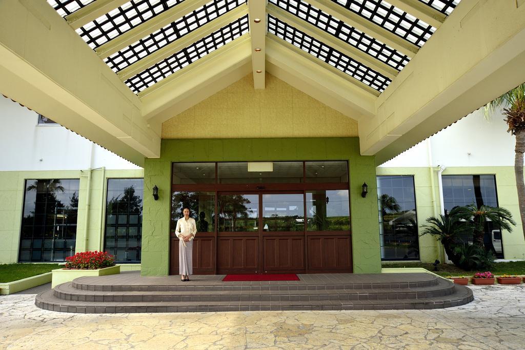Exes Ishigaki Hotel Ishigaki  Ngoại thất bức ảnh