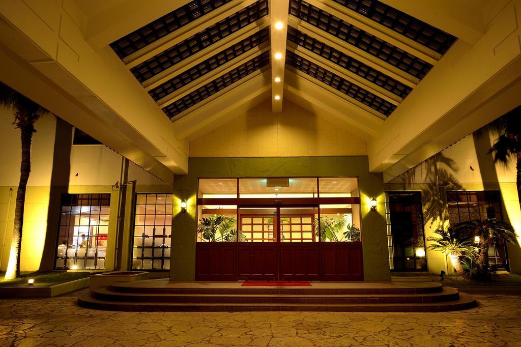 Exes Ishigaki Hotel Ishigaki  Ngoại thất bức ảnh