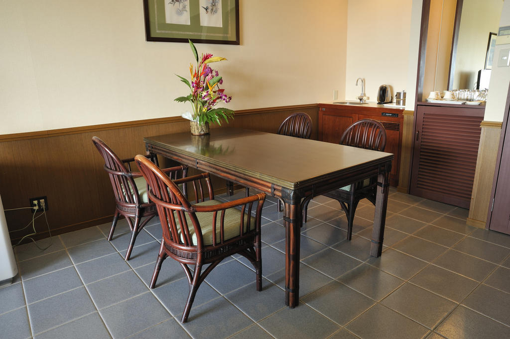 Exes Ishigaki Hotel Ishigaki  Phòng bức ảnh