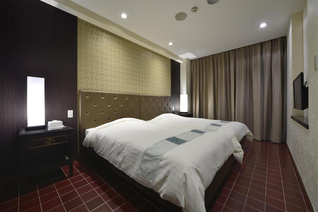 Exes Ishigaki Hotel Ishigaki  Ngoại thất bức ảnh