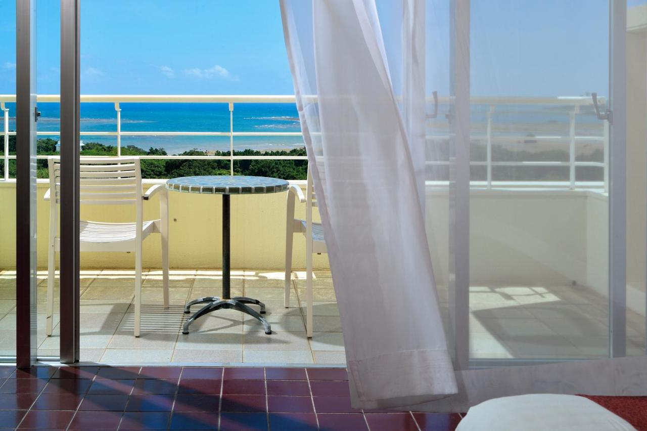 Exes Ishigaki Hotel Ishigaki  Ngoại thất bức ảnh