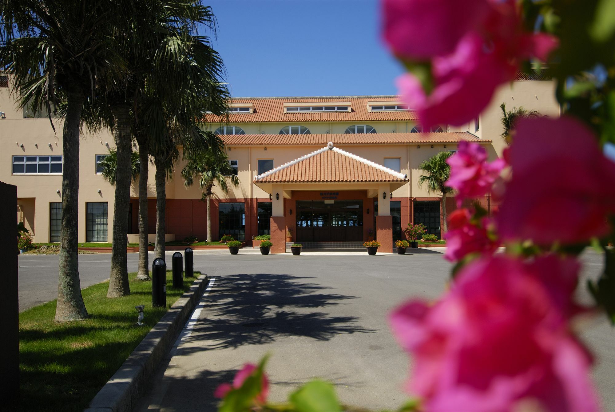 Exes Ishigaki Hotel Ishigaki  Ngoại thất bức ảnh